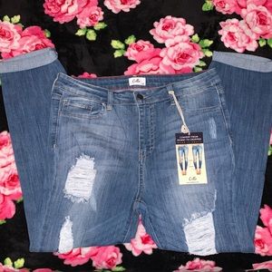 NWT Cello Skinny Ripped Jeans